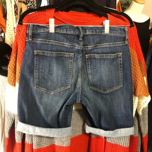 Banana Republic Denim shorts size 4 boho western preppy minimalist - Picture 2 of 3